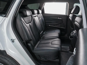 Внедорожник Hyundai Santa Fe 2018 года, 2599000 рублей, Сургут