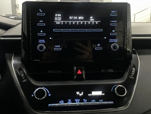 Седан Toyota Corolla 2019 года, 1587000 рублей, Солонцы