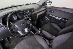 Седан Kia Rio 2014 года, 779000 рублей, Пермь