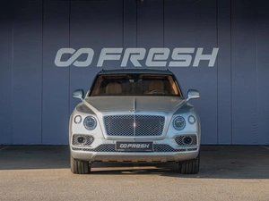 Внедорожник Bentley Bentayga 2019 года, 13300000 рублей, Краснодар