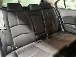 Хетчбэк Mazda Axela 2017 года, 1228000 рублей, Красноярск