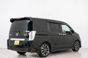 Минивэн Honda Stepwgn Spada 2014 года, 1569000 рублей, Красноярск