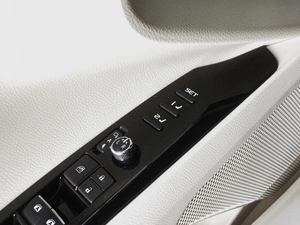 Седан Toyota Camry 2019 года, 2869000 рублей, Ростов-на-Дону