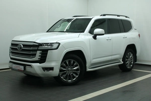 Внедорожник Toyota Land Cruiser 2021 года, 11200000 рублей, Красноярск