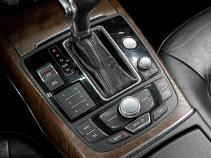 Седан Audi A6 2014 года, 1599000 рублей, Тюмень