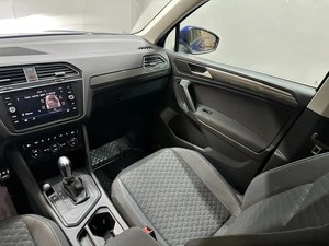 Внедорожник Volkswagen Tiguan 2018 года, 1997000 рублей, Красноярск