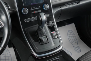 Минивэн Renault Scenic 2018 года, 1599000 рублей, Тюмень
