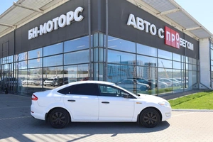 Седан Ford Mondeo 2008 года, 800000 рублей, Мирное