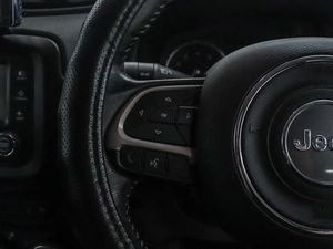 Внедорожник Jeep Renegade 2015 года, 1770000 рублей, Красноярск