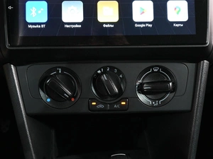 Седан Volkswagen Polo 2019 года, 1519000 рублей, Аксай