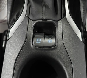 Внедорожник Toyota Corolla Cross 2022 года, 2717000 рублей, Красноярск
