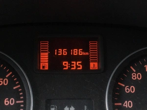 Хетчбэк Renault Sandero 2011 года, 589000 рублей, Сургут