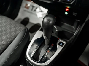 Хетчбэк Honda Fit 2014 года, 700000 рублей, Красноярск