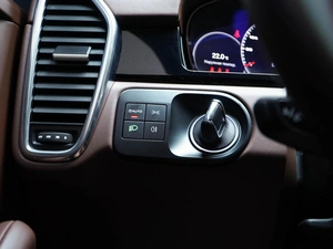 Внедорожник Porsche Cayenne Coupe 2021 года, 13500000 рублей, Москва