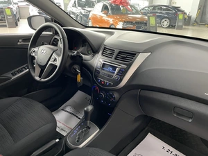 Седан Hyundai Solaris 2014 года, 897000 рублей, Солонцы