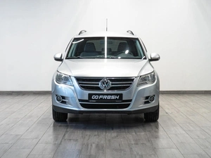 Внедорожник Volkswagen Tiguan 2011 года, 1199000 рублей, Саратов