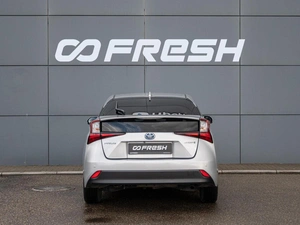 Лифтбек Toyota Prius 2019 года, 2150000 рублей, Краснодар