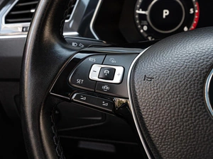 Внедорожник Volkswagen Tiguan 2018 года, 2630000 рублей, Краснодар