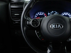 Хетчбэк Kia Soul 2014 года, 1257444 рублей, Москва