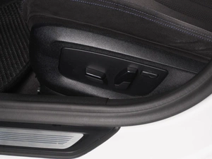 Седан BMW 5 серия 2020 года, 3998000 рублей, Красный Пахарь