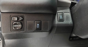 Внедорожник Toyota RAV4 2015 года, 2107000 рублей, Красноярск