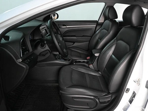 Седан Hyundai Elantra 2018 года, 1649000 рублей, Аксай