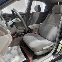 Седан Toyota Camry 2005 года, 890000 рублей, Красноярск