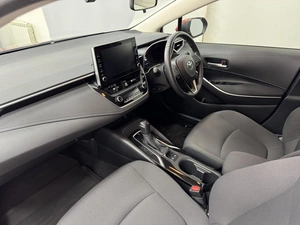 Универсал Toyota Corolla 2019 года, 1720100 рублей, Красноярск