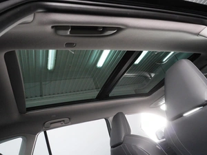 Внедорожник Toyota RAV4 2026 года, 4255000 рублей, Красный Пахарь
