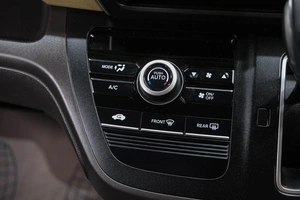 Минивэн Honda Freed 2016 года, 1399000 рублей, Новокузнецк