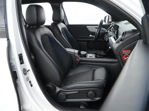 Внедорожник Mercedes-benz GLB-класс 2020 года, 2588444 рублей, Москва