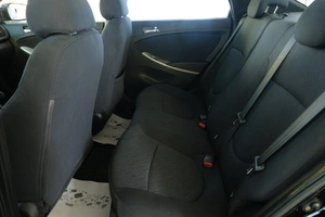 Седан Hyundai Solaris 2011 года, 959000 рублей, Омск