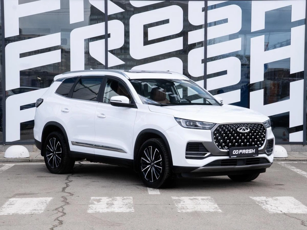 Внедорожник Chery Tiggo 8 Pro e+ 2023 года, 1999000 рублей, Краснодар