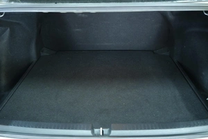 Седан Toyota Corolla 2019 года, 2299000 рублей, Омск