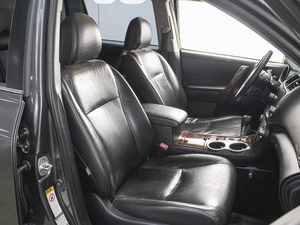 Внедорожник Toyota Highlander 2011 года, 1730000 рублей, Омск