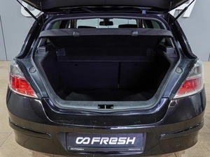 Хетчбэк Opel Astra 2011 года, 649000 рублей, Воронеж