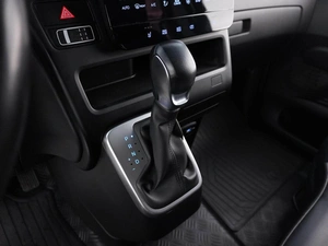 Минивэн Hyundai Staria 2021 года, 4499654 рублей, Москва