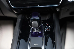 Внедорожник Honda Vezel 2015 года, 1839000 рублей, Новосибирск