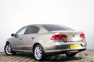 Седан Volkswagen Passat 2011 года, 959000 рублей, Пермь