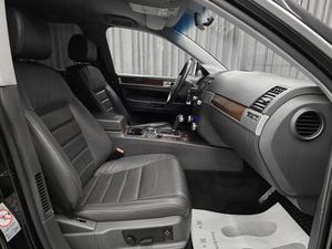 Внедорожник Volkswagen Touareg 2008 года, 1099000 рублей, Красноярск