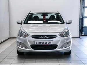 Седан Hyundai Solaris 2011 года, 840000 рублей, Красноярск