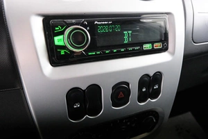Седан Renault Logan 2013 года, 529000 рублей, Красноярск