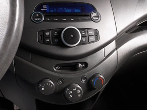 Хетчбэк Chevrolet Spark 2011 года, 635000 рублей, Минеральные Воды