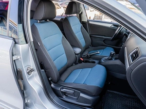 Седан Volkswagen Jetta 2013 года, 1149000 рублей, Саратов