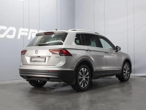 Внедорожник Volkswagen Tiguan 2019 года, 2690000 рублей, Омск