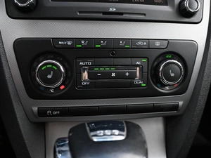 Лифтбек Skoda Octavia 2011 года, 949000 рублей, Кирилловка