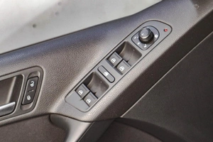 Внедорожник Volkswagen Tiguan 2015 года, 1699000 рублей, Челябинск