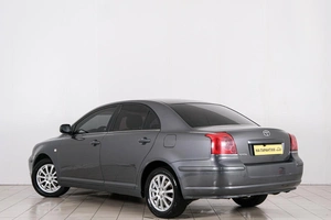 Седан Toyota Avensis 2005 года, 839000 рублей, Красноярск