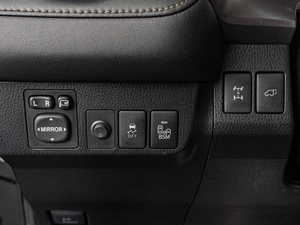 Внедорожник Toyota RAV4 2015 года, 2459000 рублей, Тюмень