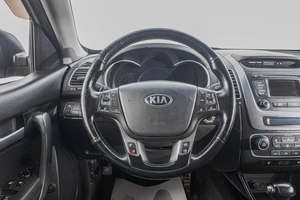 Внедорожник Kia Sorento 2015 года, 1949000 рублей, Барнаул